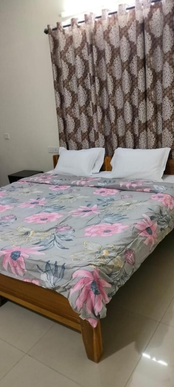 Brookside Service Apartment Bangalore Eksteriør bilde